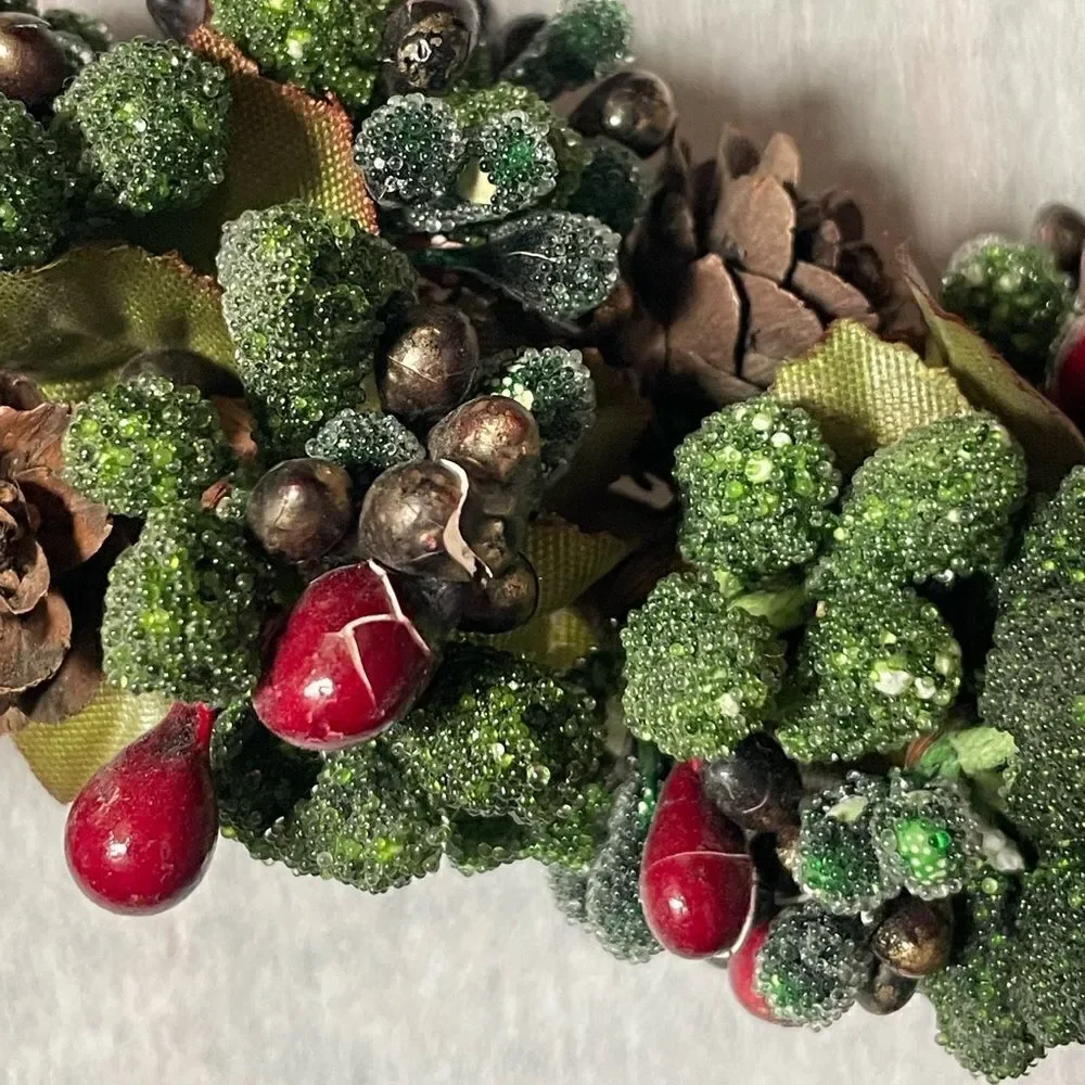 Christmas Wreath Shimmering Green w/Pinecones & Cranberries